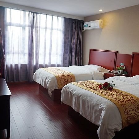 Greentree Inn Beijing Changping Shahe Metro Station Express Hotel Bagian luar foto