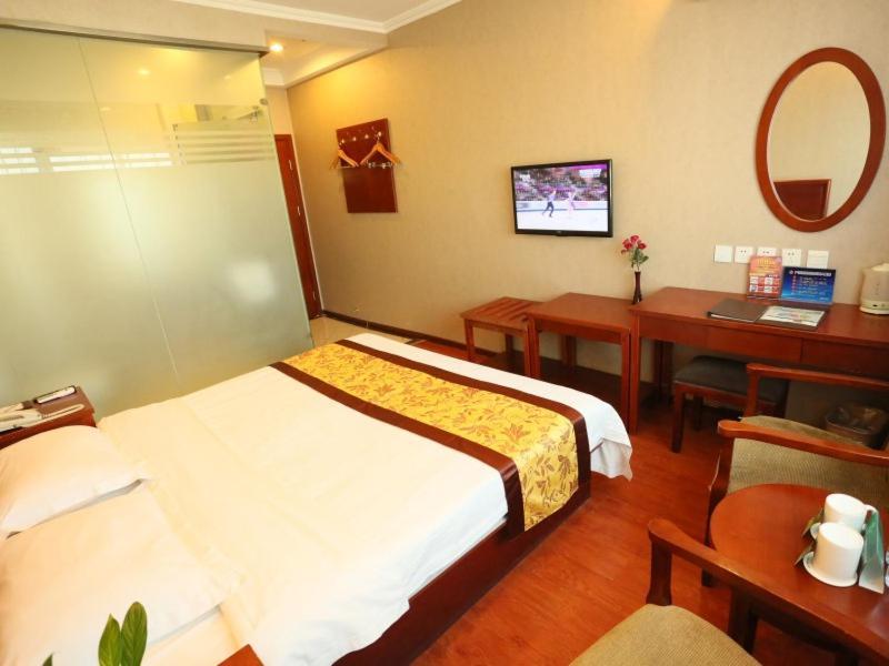 Greentree Inn Beijing Changping Shahe Metro Station Express Hotel Bagian luar foto