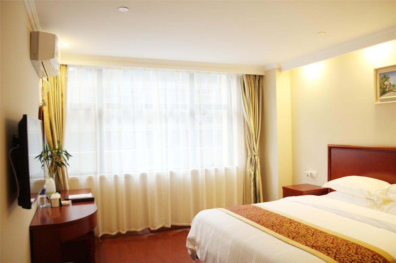 Greentree Inn Beijing Changping Shahe Metro Station Express Hotel Bagian luar foto
