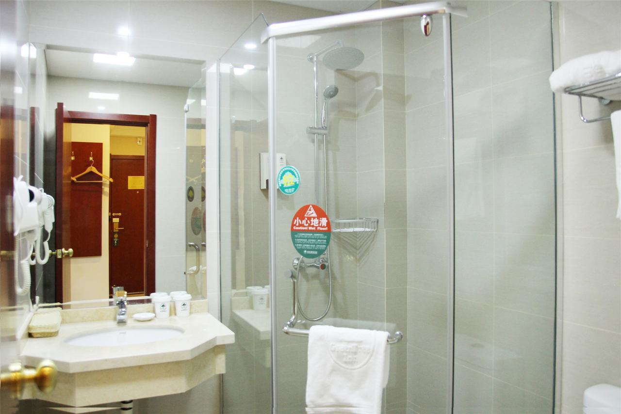 Greentree Inn Beijing Changping Shahe Metro Station Express Hotel Bagian luar foto