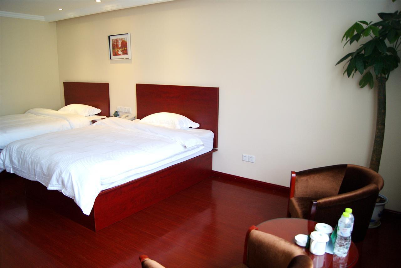 Greentree Inn Beijing Changping Shahe Metro Station Express Hotel Bagian luar foto