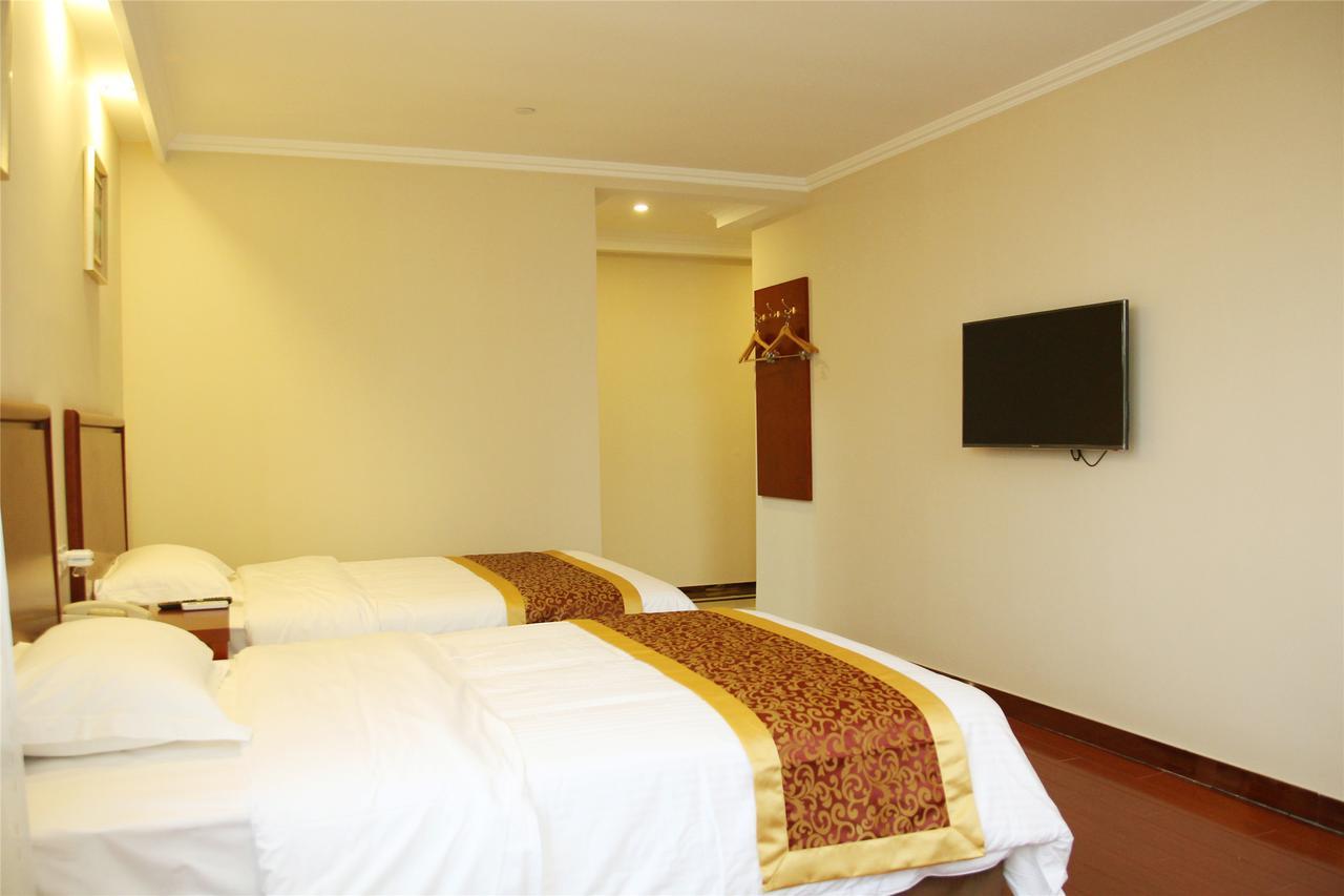 Greentree Inn Beijing Changping Shahe Metro Station Express Hotel Bagian luar foto