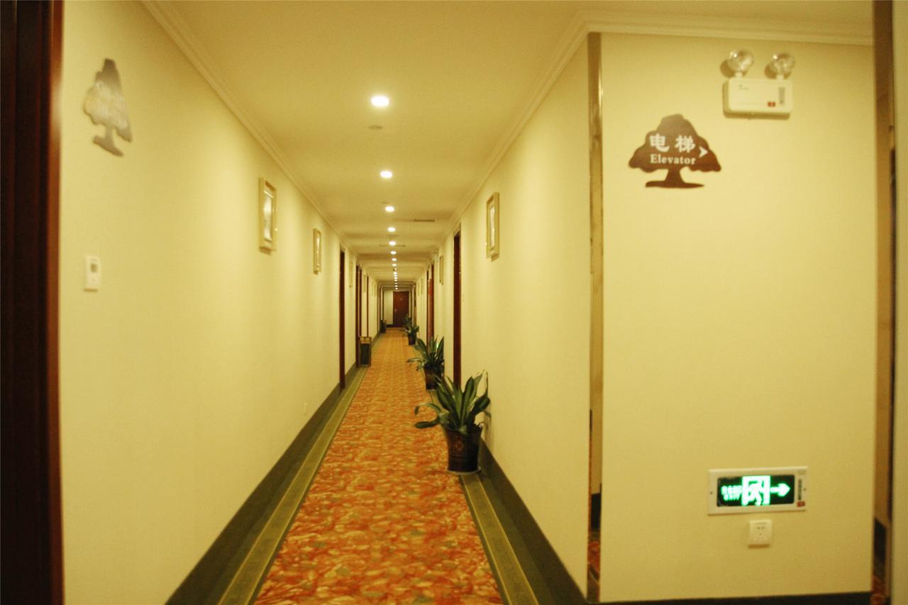 Greentree Inn Beijing Changping Shahe Metro Station Express Hotel Bagian luar foto