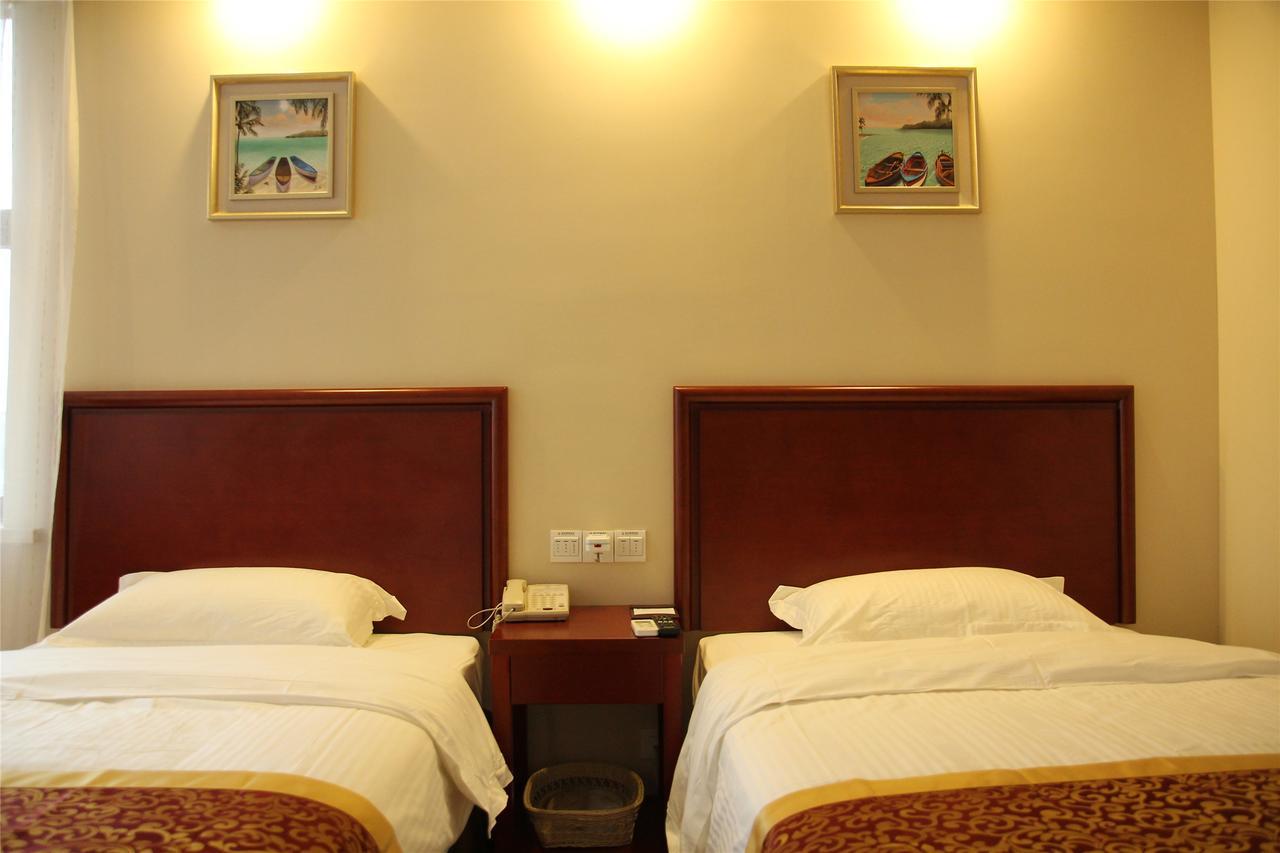 Greentree Inn Beijing Changping Shahe Metro Station Express Hotel Bagian luar foto