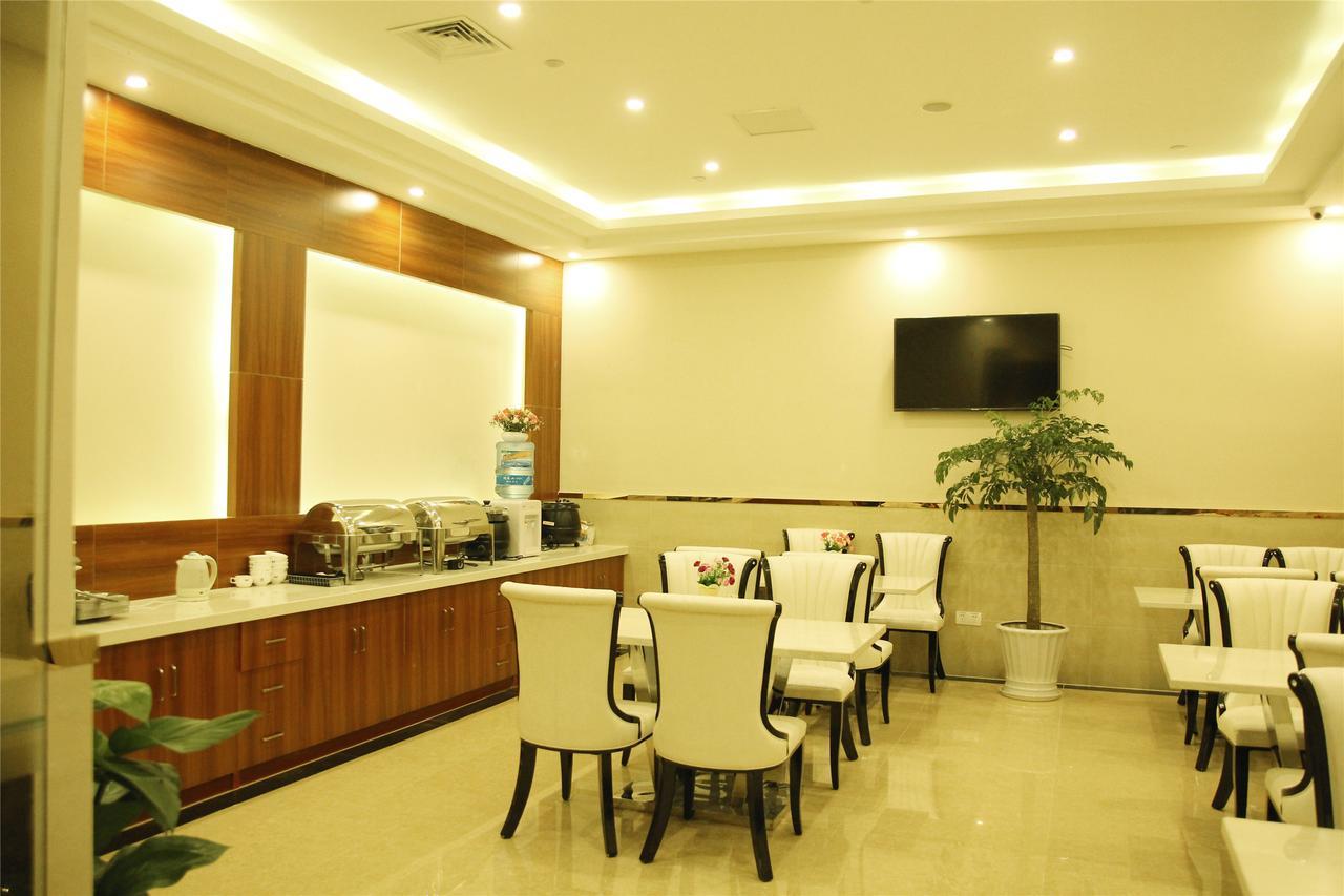 Greentree Inn Beijing Changping Shahe Metro Station Express Hotel Bagian luar foto