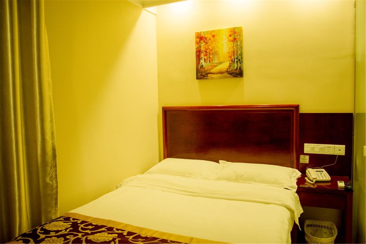 Greentree Inn Beijing Changping Shahe Metro Station Express Hotel Bagian luar foto